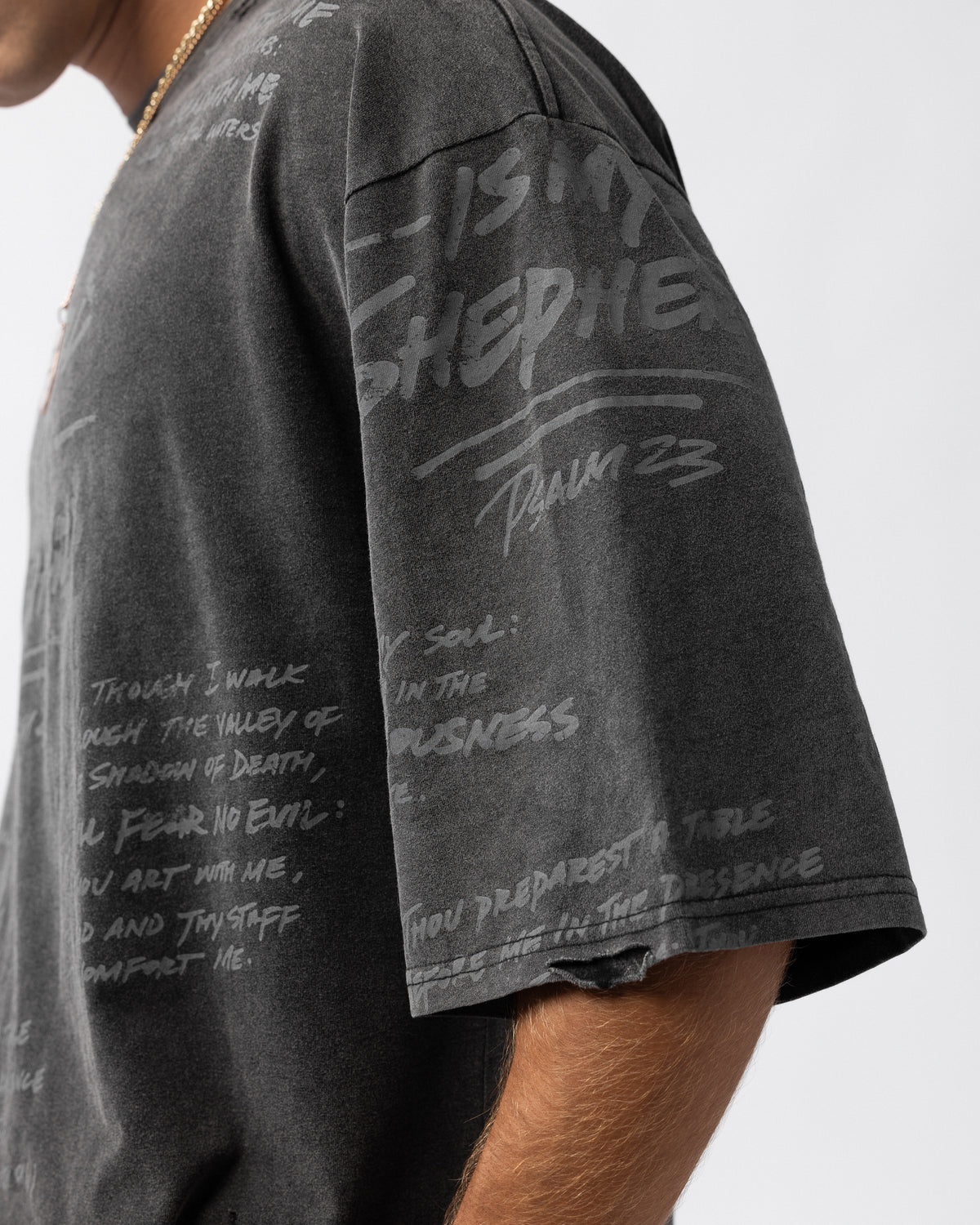 Psalm 23 Distressed Oversized Tee - Black